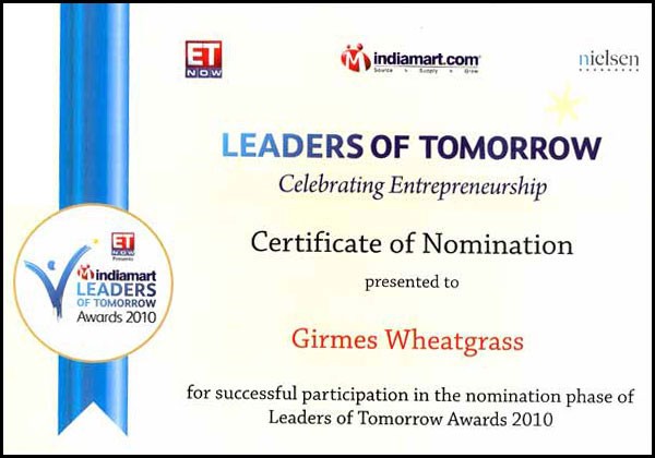 Mr. and Mrs. Hemant Girme with Acharya Balkrishna